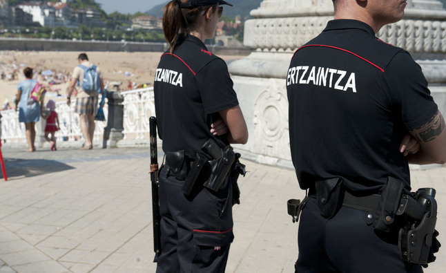 Detenido por robar con violencia en un establecimiento de Donostia