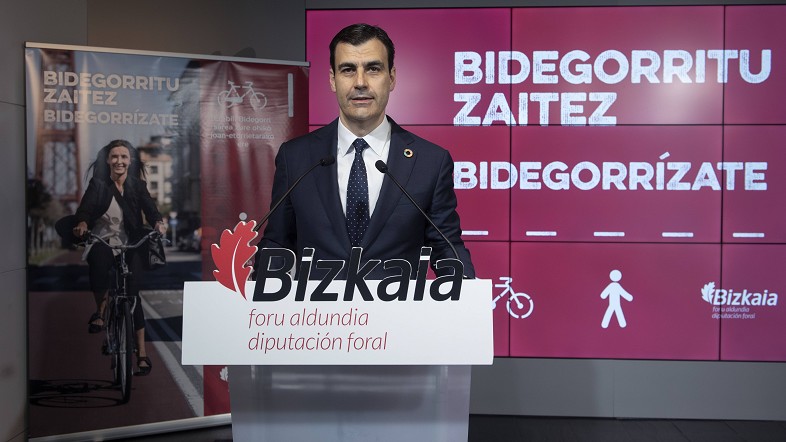 La Diputación de Bizkaia presenta una campaña para promocionar el uso de la red de bidegorris