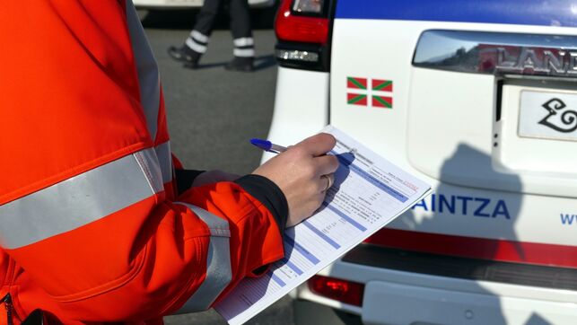 Un conductor se fuga tras provocar un accidente en Ordizia