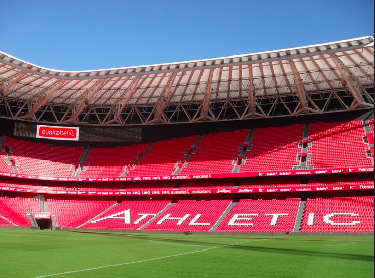 El Reale Arena y San Mamés podrían acoger la fase final de la Champions League femenina