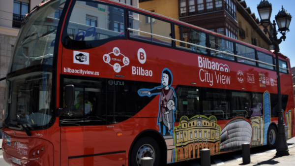 El Ayuntamiento de Bilbao reanuda el servicio de bus turístico