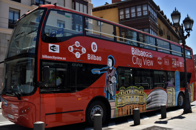 El Ayuntamiento de Bilbao reanuda el servicio de bus turístico